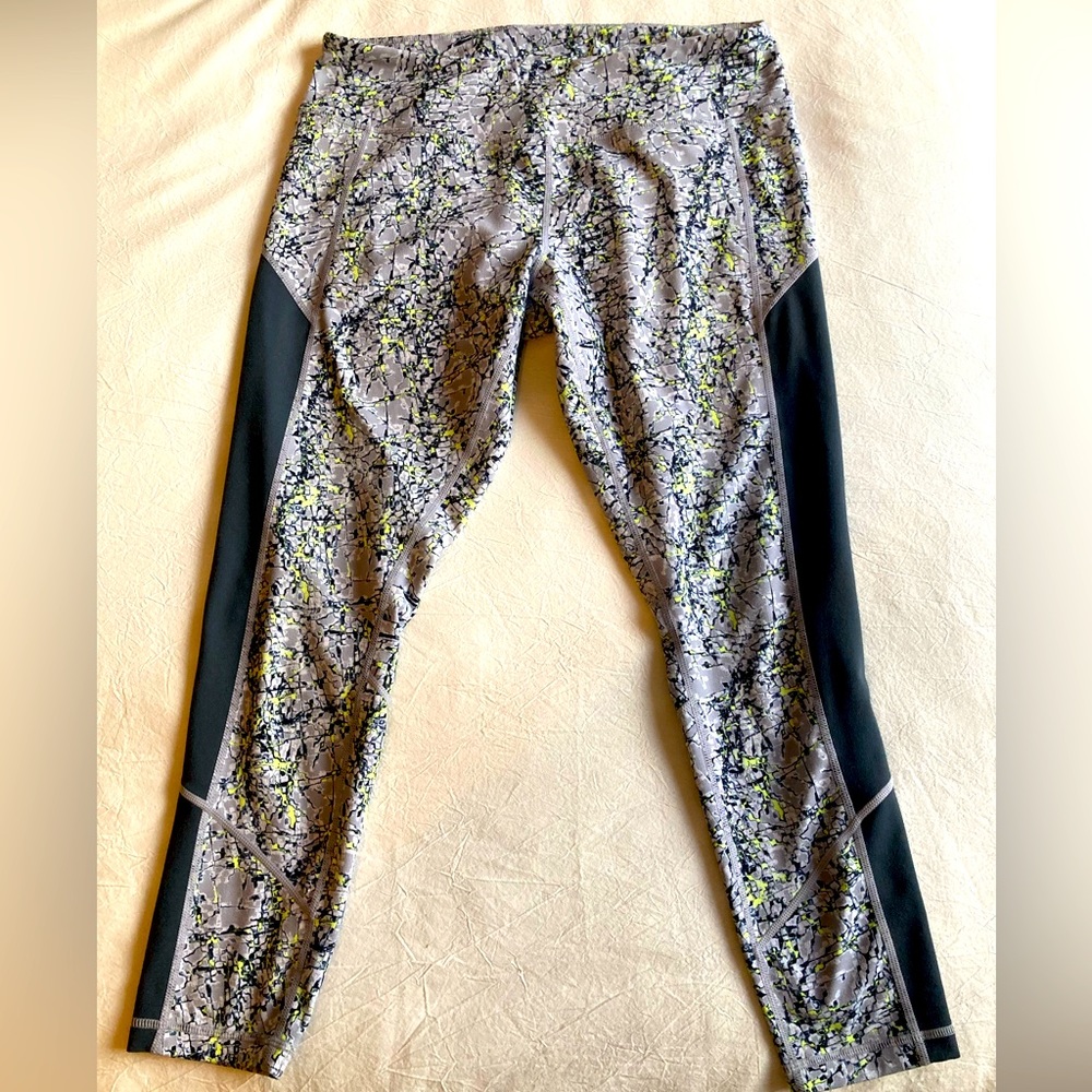EUC Zella Leggings Size Large